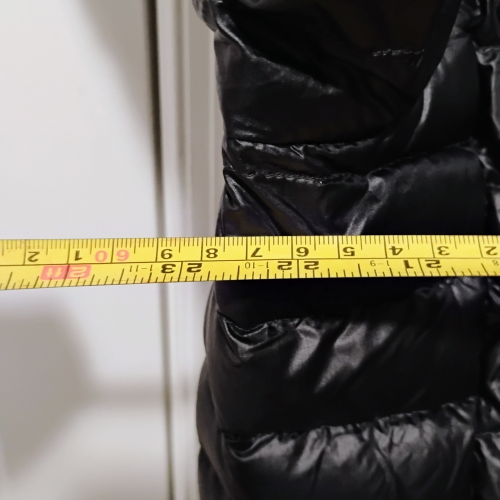 Black Diamond Quilted Black Puffer Jacket - Picture 6 of 13